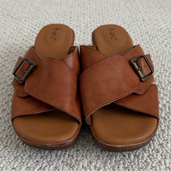 b.o.c. Brown Slide Sandal - Picture 4 of 12